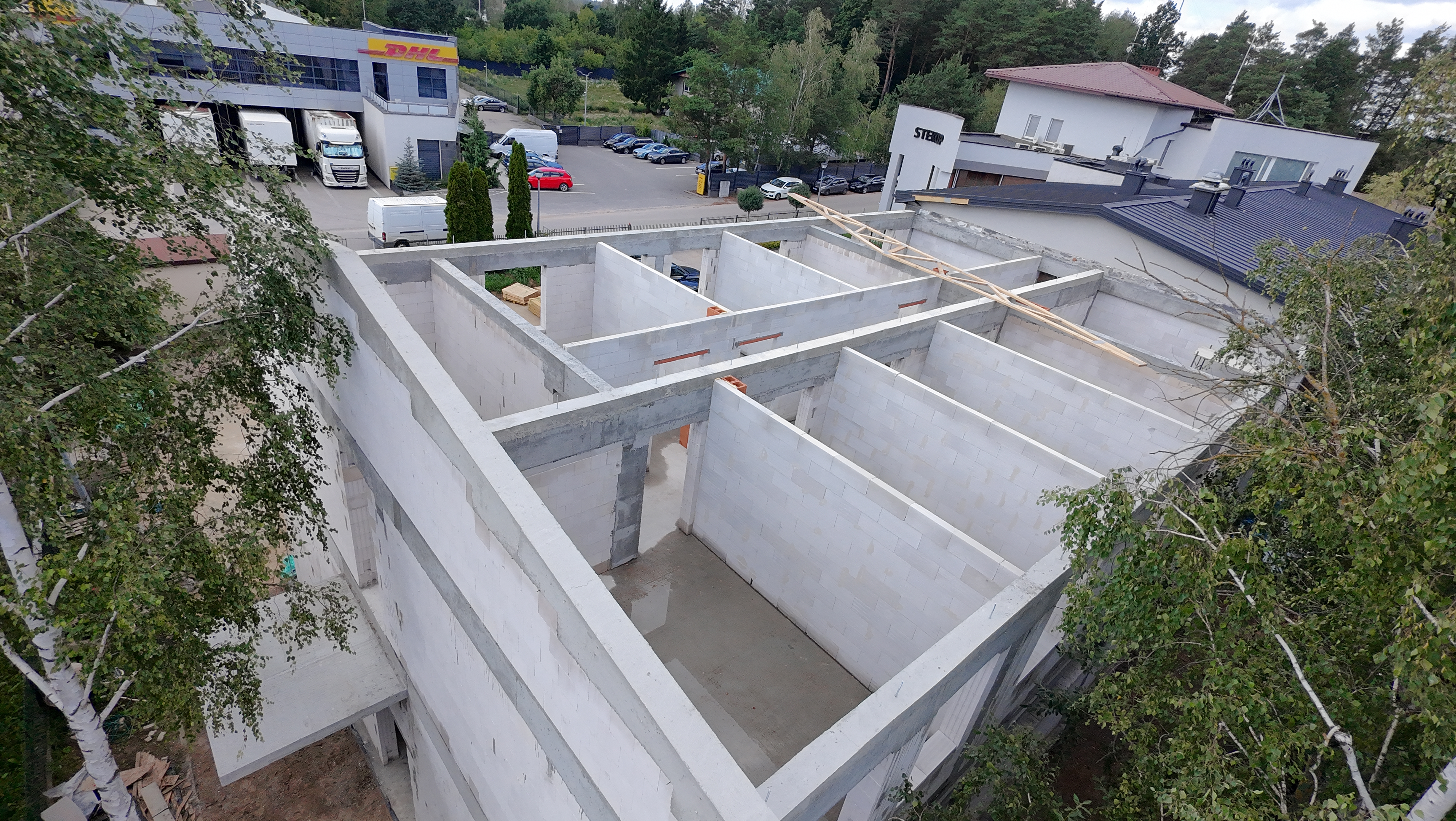 Kompletna realizacja 18